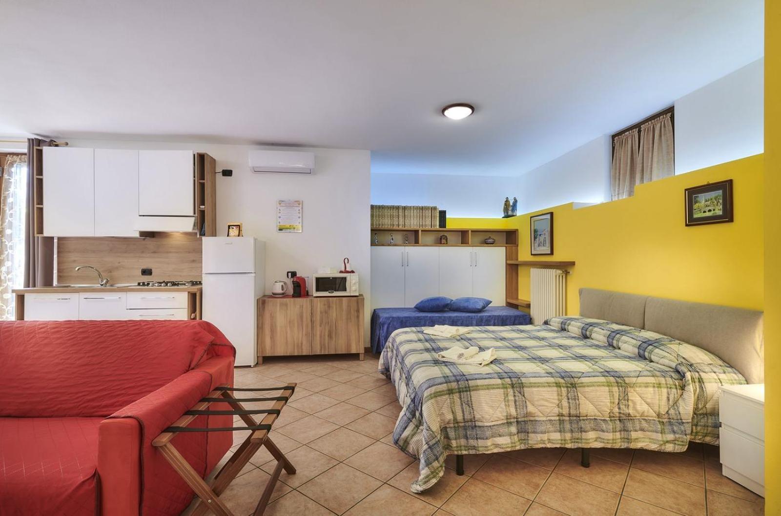 B&B-Foresteria Casa Della Musica Lake Como Mandello del Lario Rom bilde