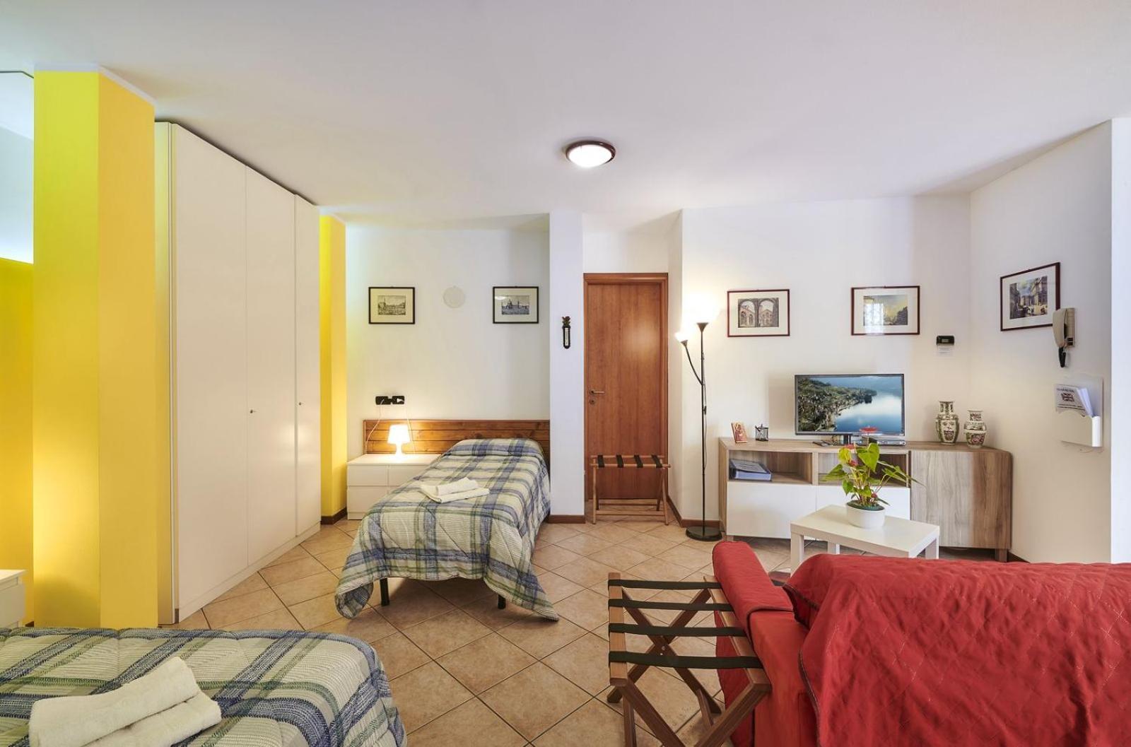 B&B-Foresteria Casa Della Musica Lake Como Mandello del Lario Rom bilde