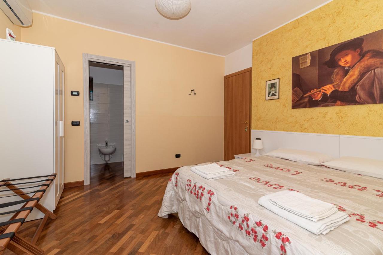 B&B-Foresteria Casa Della Musica Lake Como Mandello del Lario Eksteriør bilde